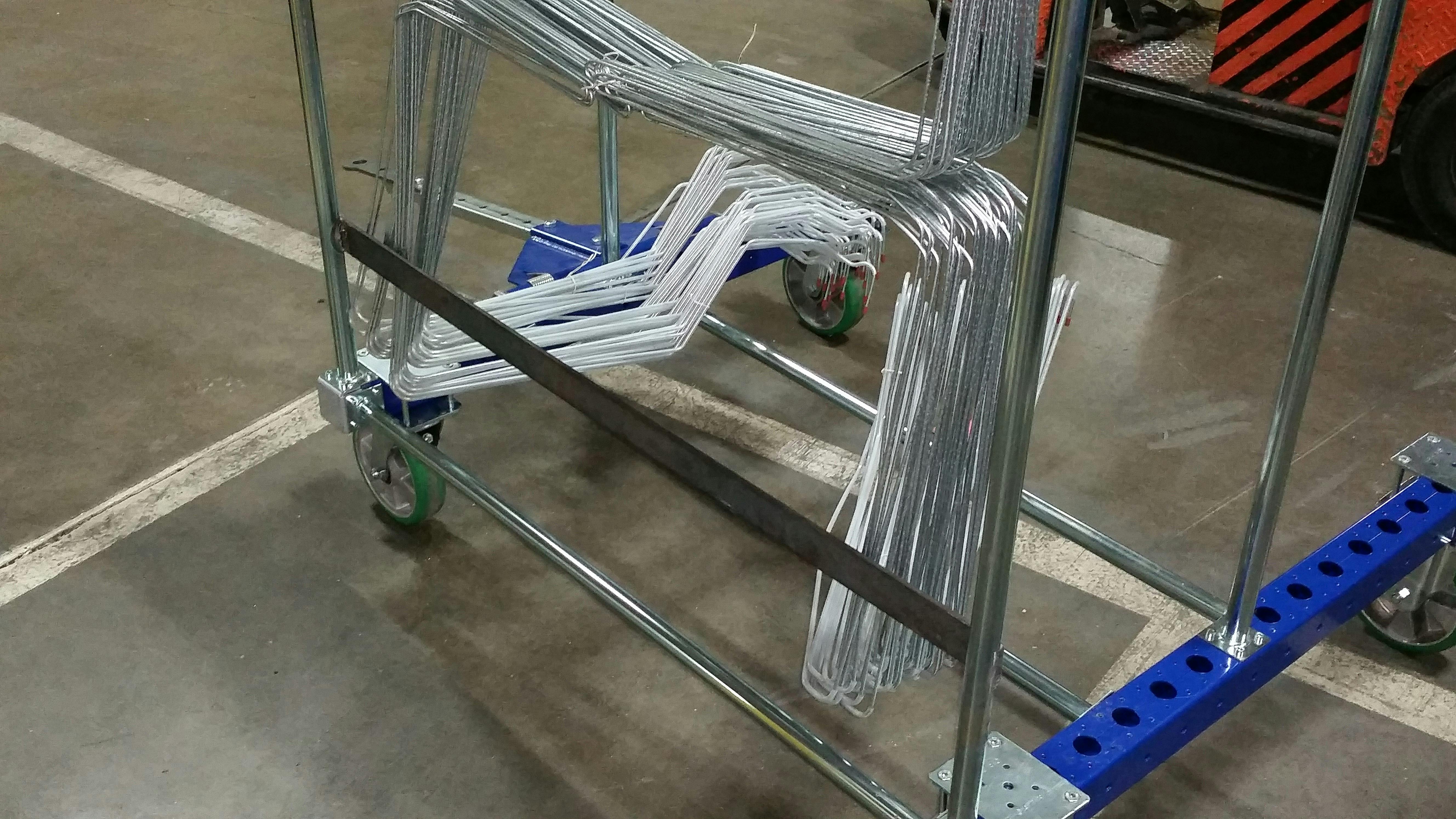 Cart for hanging heat loop